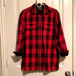 St. John’s Bay Zippered vintage 90's Men/Women lumberjack checkered shirt red